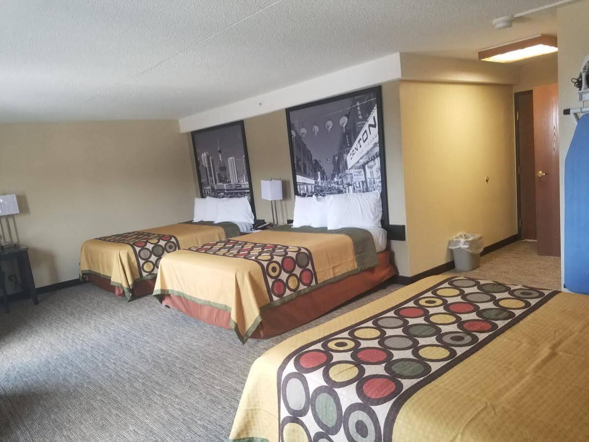 Super 8 By Wyndham Wichita North Exterior foto