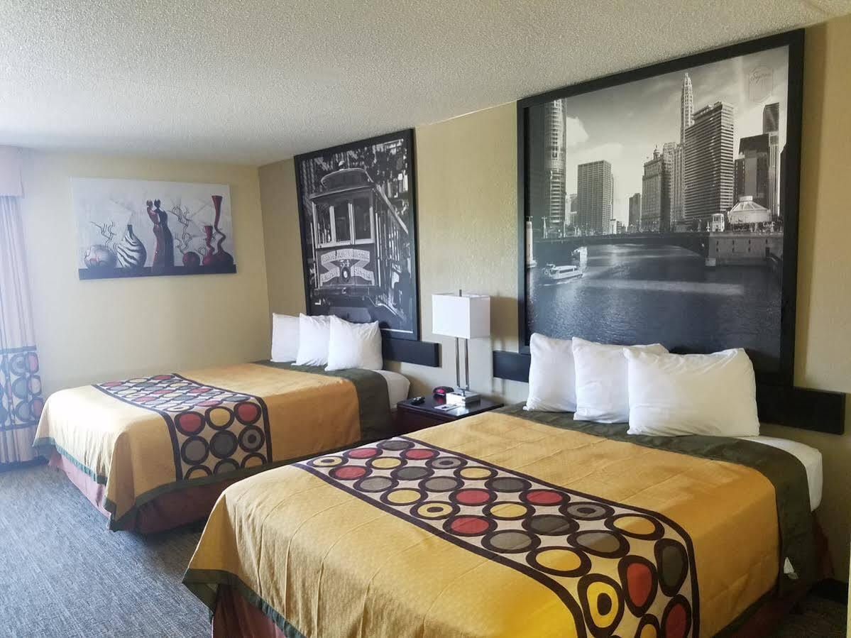 Super 8 By Wyndham Wichita North Exterior foto